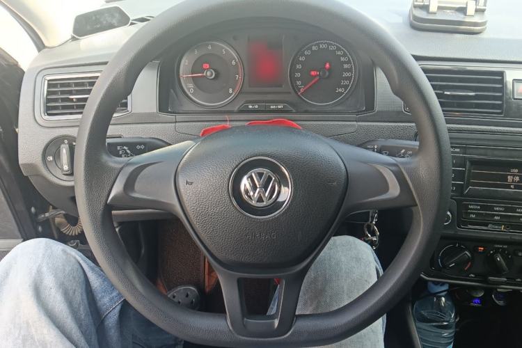 Used Volkswagen Santana 2016 1.4L Manual Fashion Edition Steering Wheel