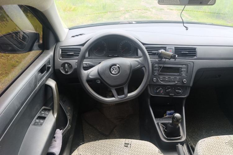 Used Volkswagen Santana 2016 1.4L Manual Fashion Edition Steering Wheel