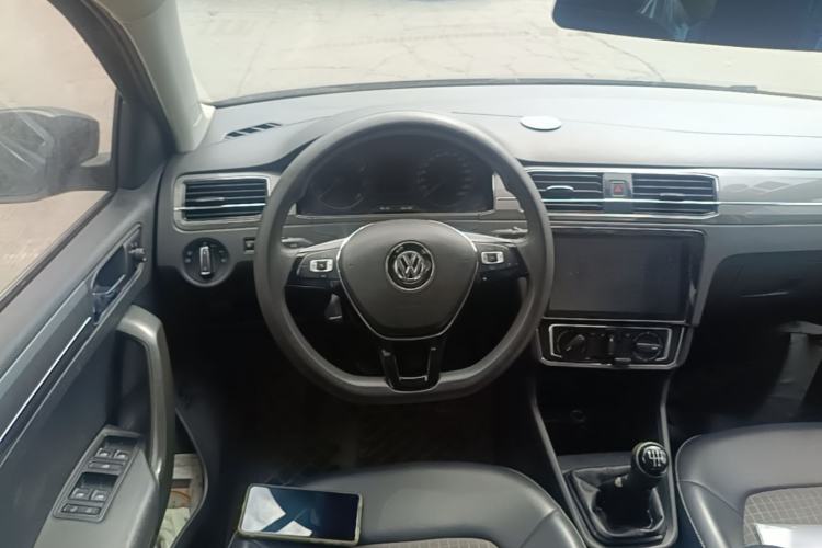 Used Volkswagen Santana 2016 1.6L Manual Comfort Edition Steering Wheel