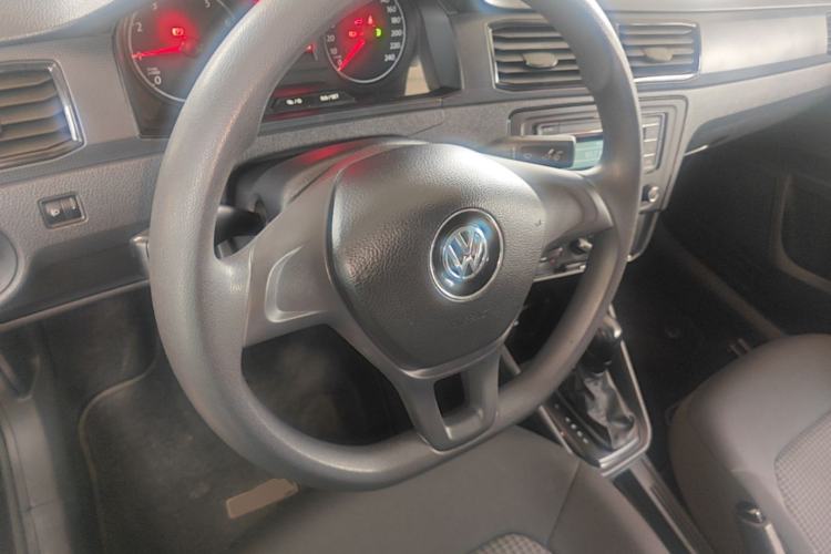 Used Volkswagen Santana 2016 1.6L Automatic Fashion Edition Steering Wheel
