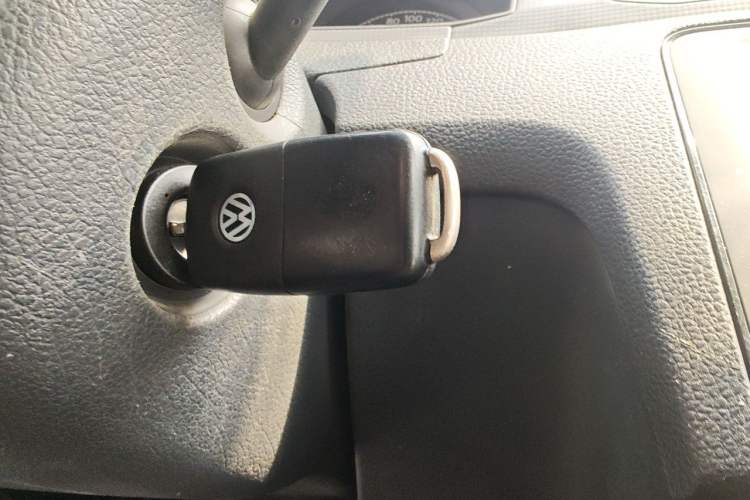 Used Volkswagen Santana 2016 1.4L Manual Fashion Edition Vehicle Key