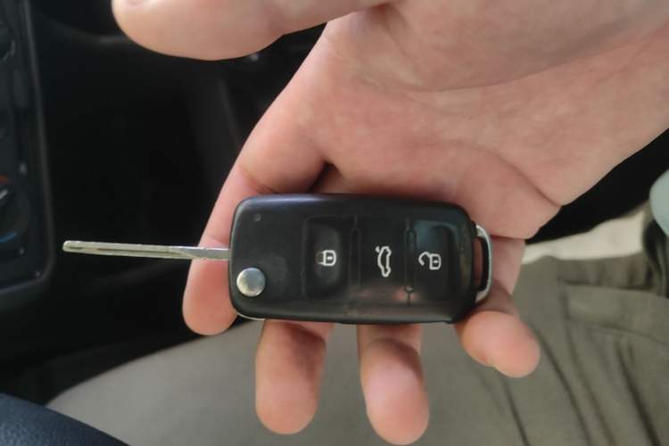 Used Volkswagen Santana 2016 1.4L Manual Fashion Edition Vehicle Key