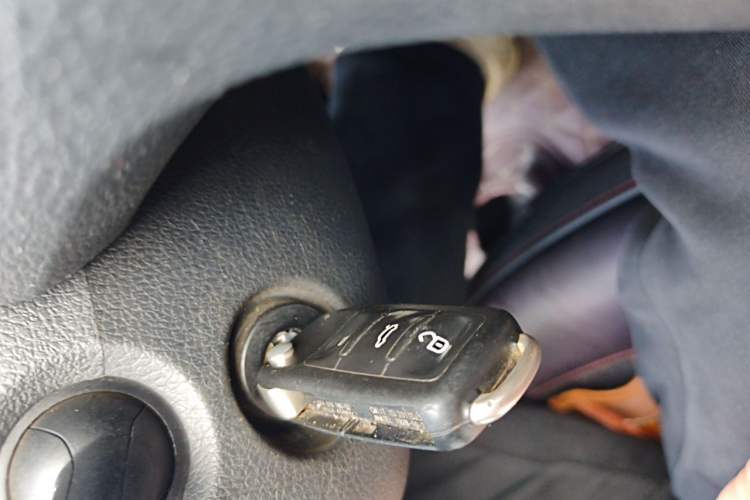 Used Volkswagen Santana 2016 1.6L Manual Fashion Edition Vehicle Key