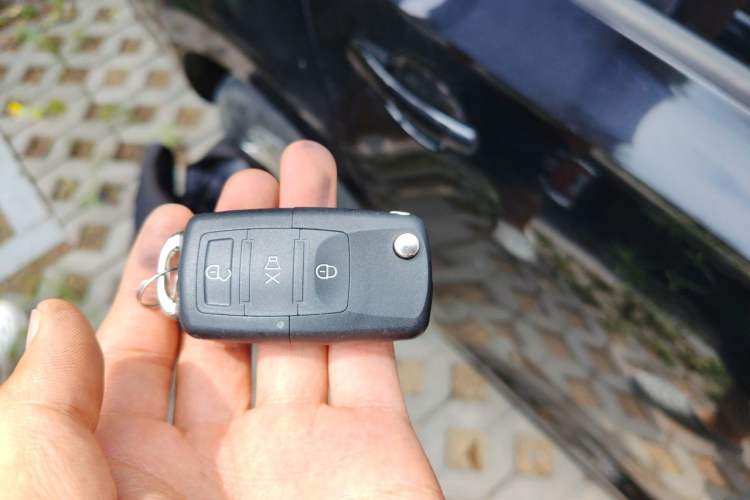Used Volkswagen Santana 2016 1.6L Manual Fashion Edition Vehicle Key