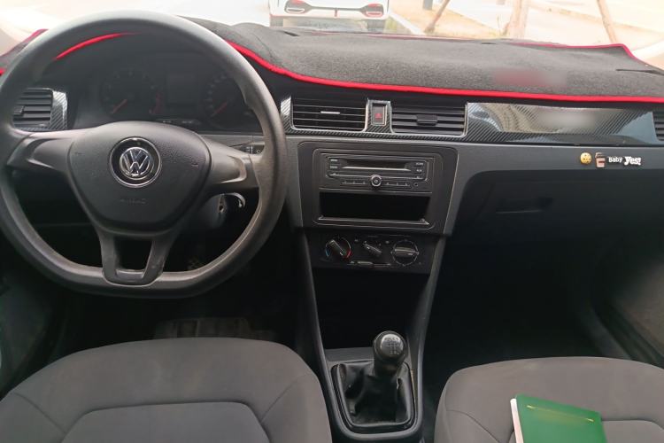 Used Volkswagen Santana 2016 1.6L Manual Fashion Edition Center Console
