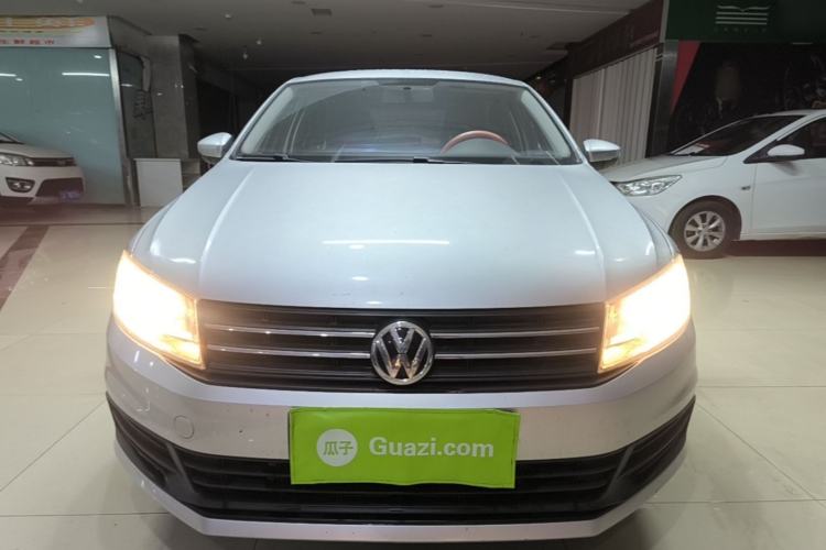 Used Volkswagen Santana 2016 1.4L Manual Fashion Edition Front