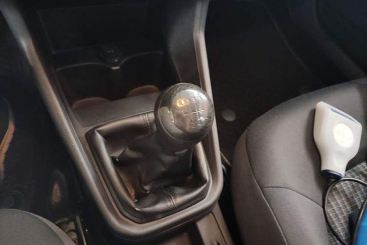 Used Volkswagen Santana 2016 1.6L Manual Fashion Edition Gear Lever