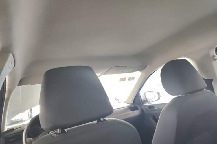 Used Volkswagen Santana 2016 1.6L Manual Fashion Edition Headliner