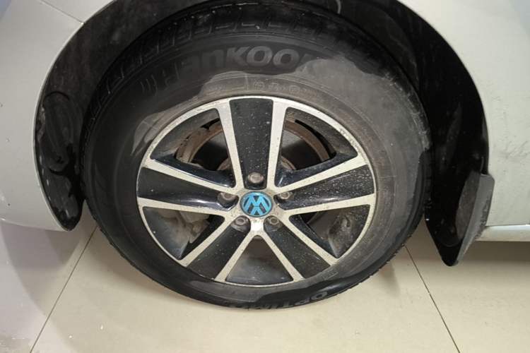 Used Volkswagen Santana 2016 1.4L Manual Fashion Edition Left Front Wheel Hub