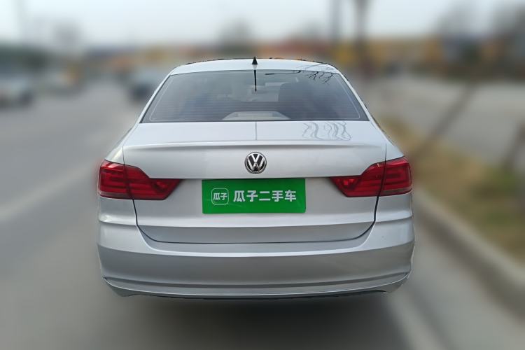 Used Volkswagen Santana 2016 1.6L Manual Fashion Edition Rear