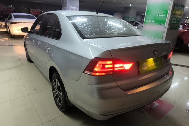 Used Volkswagen Santana 2016 1.4L Manual Fashion Edition Rear Left 45 Deg