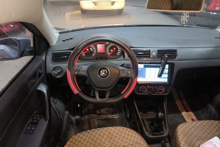 Used Volkswagen Santana 2016 1.4L Manual Fashion Edition Steering Wheel