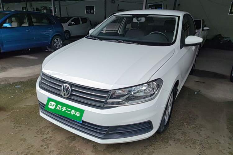 Used Volkswagen Santana 2016 1.4L Manual Fashion Edition Guazi used car, China used car export, Used car for sale, Used Volkswagen cars, Cheapest cars for sale