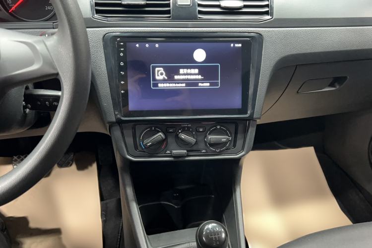 Used Volkswagen Santana 2016 1.6L Manual Fashion Edition Audio And AC Panel