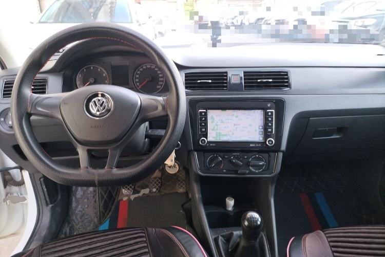 Used Volkswagen Santana 2016 1.4L Manual Fashion Edition Center Console