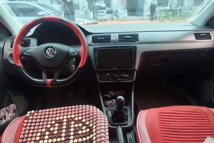 Used Volkswagen Santana 2016 1.4L Manual Fashion Edition Center Console