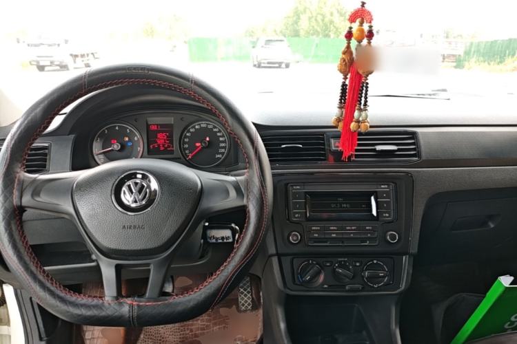 Used Volkswagen Santana 2016 1.4L Manual Fashion Edition Center Console