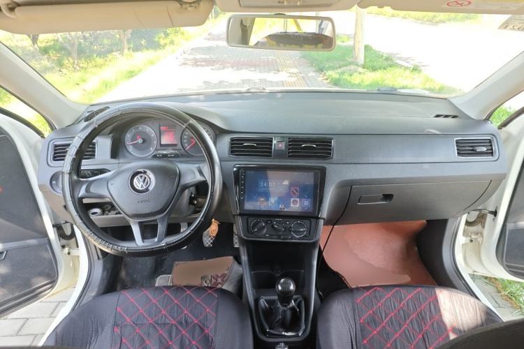 Used Volkswagen Santana 2016 1.4L Manual Fashion Edition Center Console