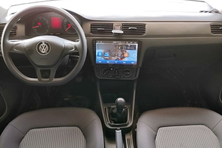 Used Volkswagen Santana 2016 1.4L Manual Fashion Edition Center Console