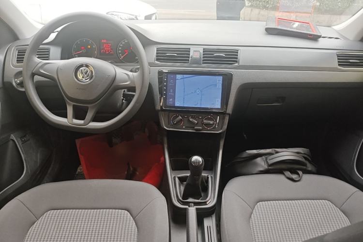 Used Volkswagen Santana 2016 1.4L Manual Fashion Edition Center Console