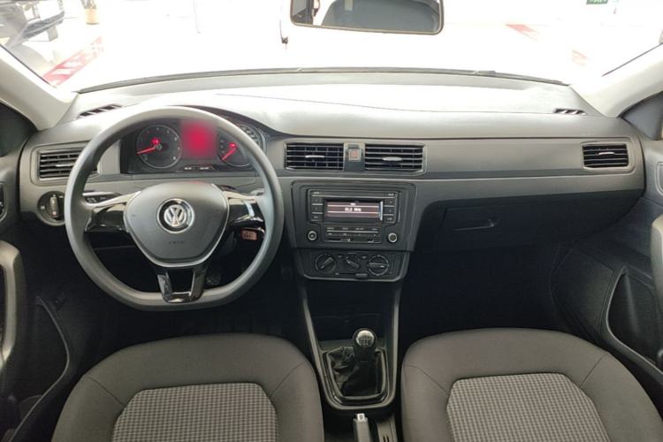 Used Volkswagen Santana 2016 1.4L Manual Fashion Edition Center Console