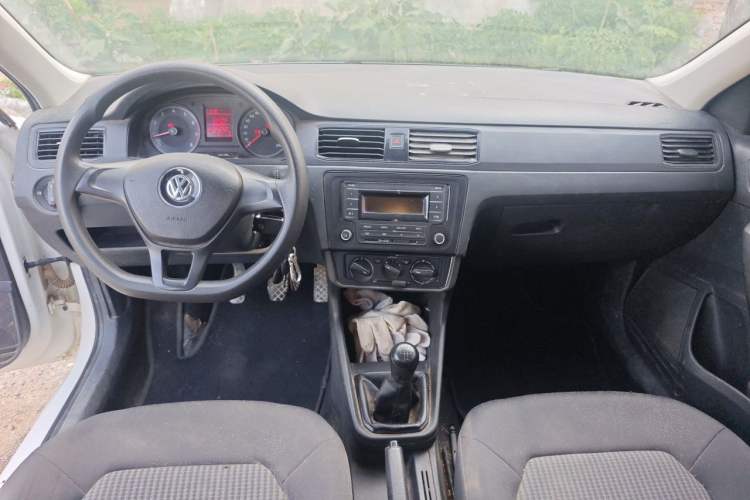 Used Volkswagen Santana 2016 1.4L Manual Fashion Edition Center Console