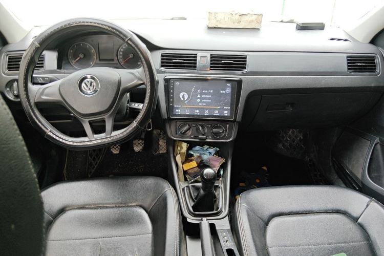 Used Volkswagen Santana 2016 1.4L Manual Fashion Edition Center Console