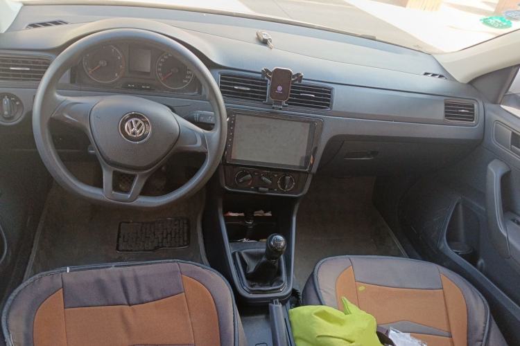 Used Volkswagen Santana 2016 1.4L Manual Fashion Edition Center Console