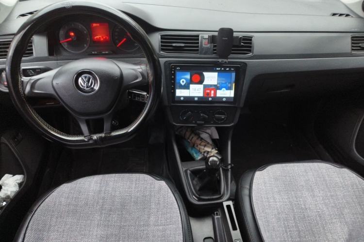 Used Volkswagen Santana 2016 1.4L Manual Fashion Edition Center Console