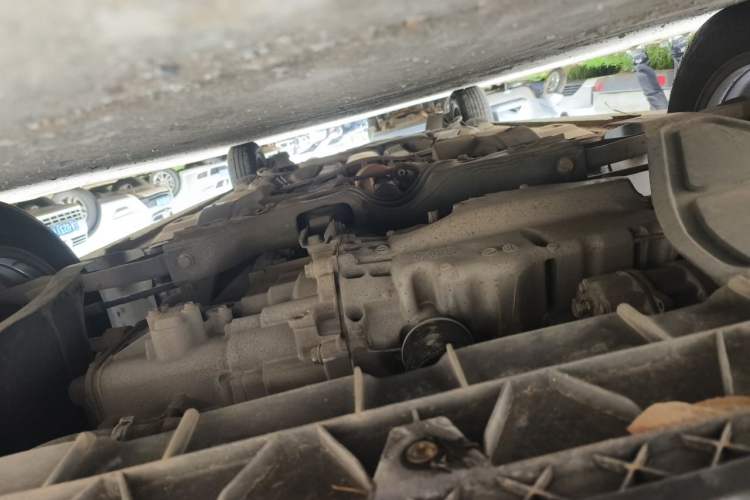 Used Volkswagen Santana 2016 1.6L Manual Fashion Edition Chassis Front