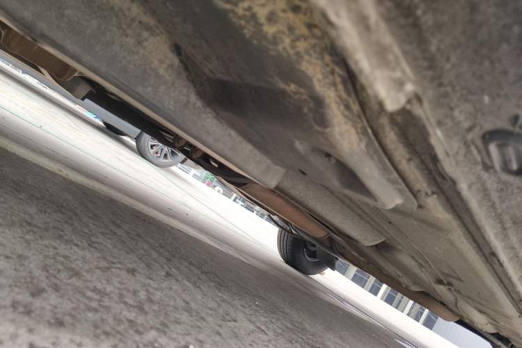 Used Volkswagen Santana 2016 1.6L Automatic Fashion Edition Chassis Front Left