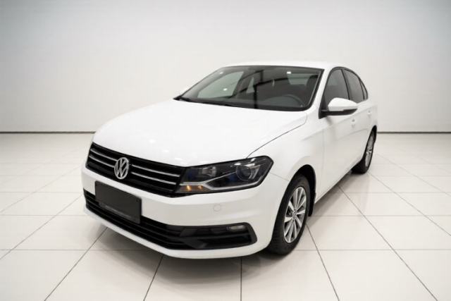Ojetý Volkswagen Santana 2016 1.6L Manual Fashion Edition