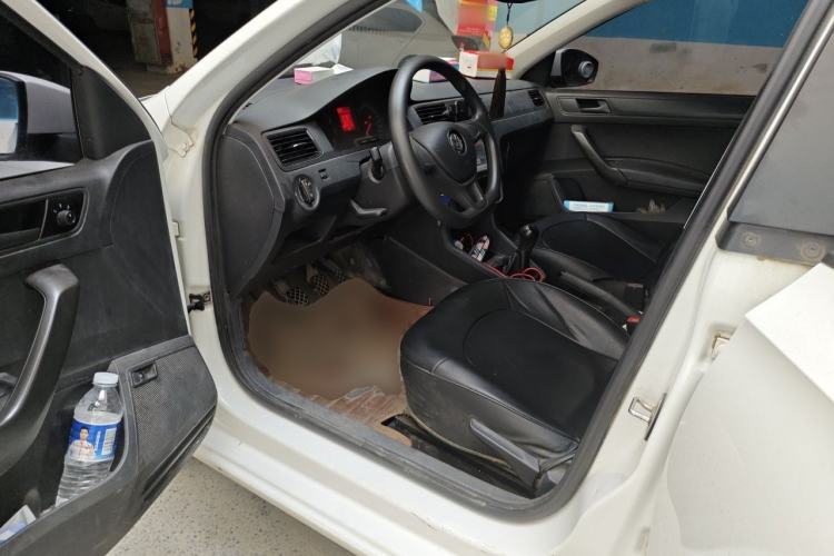 Used Volkswagen Santana 2016 1.4L Manual Fashion Edition Driver Seat