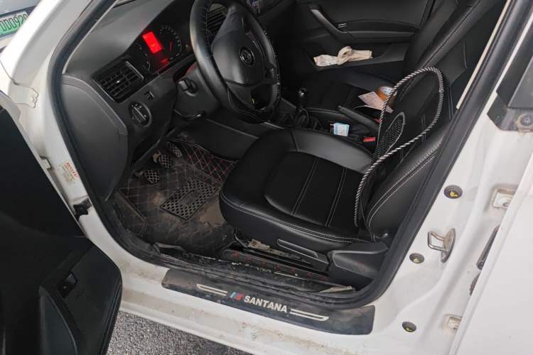 Used Volkswagen Santana 2016 1.4L Manual Fashion Edition Driver Seat