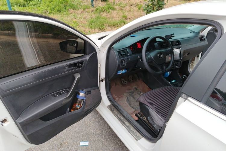 Used Volkswagen Santana 2016 1.4L Manual Fashion Edition Driver Seat