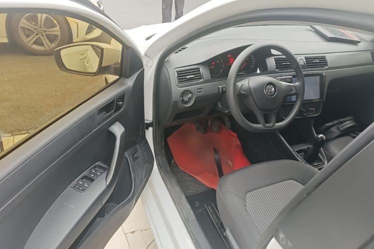 Used Volkswagen Santana 2016 1.4L Manual Fashion Edition Driver Seat