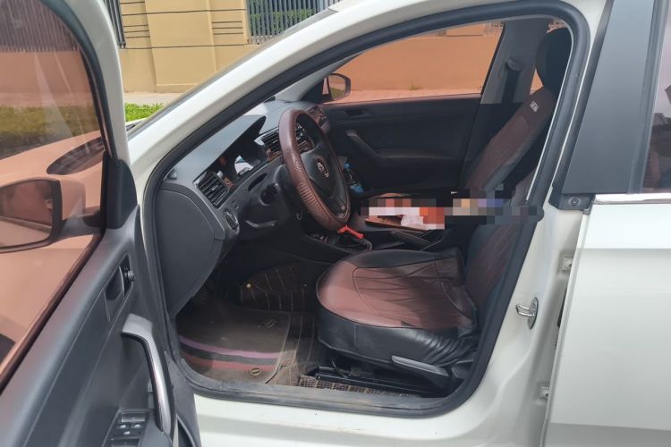 Used Volkswagen Santana 2016 1.6L Automatic Fashion Edition Driver Seat