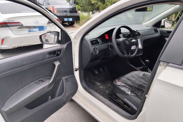 Used Volkswagen Santana 2016 1.4L Manual Fashion Edition Driver Seat