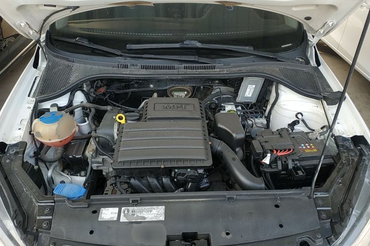 Used Volkswagen Santana 2016 1.4L Manual Fashion Edition Engine Bay