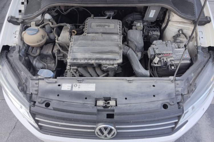 Used Volkswagen Santana 2016 1.4L Manual Fashion Edition Engine Bay