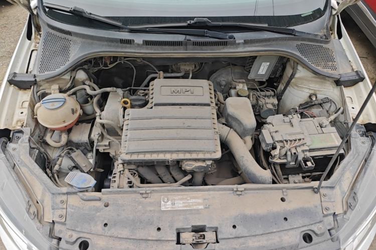 Used Volkswagen Santana 2016 1.4L Manual Fashion Edition Engine Bay