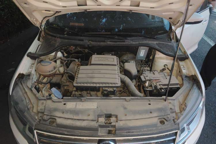 Used Volkswagen Santana 2016 1.4L Manual Fashion Edition Engine Bay