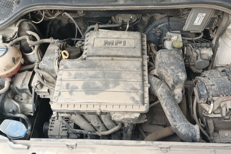 Used Volkswagen Santana 2016 1.4L Manual Fashion Edition Engine Bay