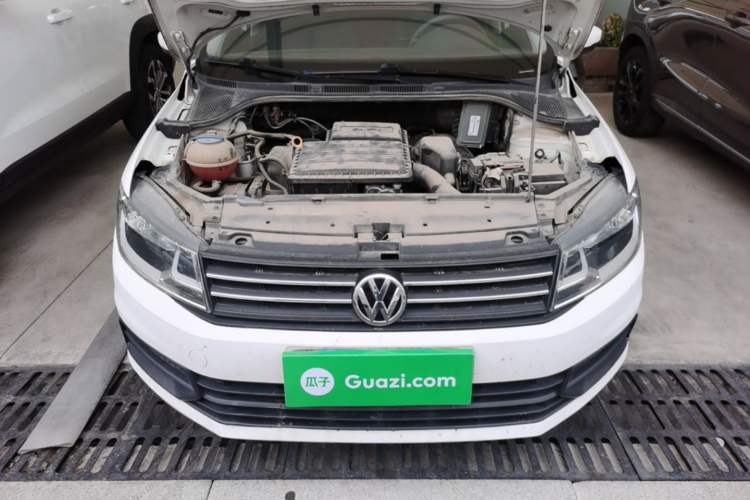 Used Volkswagen Santana 2016 1.4L Manual Fashion Edition Engine Bay