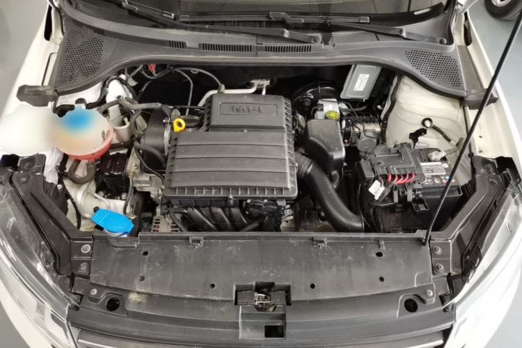 Used Volkswagen Santana 2016 1.4L Manual Fashion Edition Engine Bay