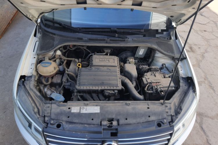 Used Volkswagen Santana 2016 1.6L Automatic Comfort Edition Engine Bay