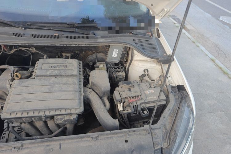 Used Volkswagen Santana 2016 1.4L Manual Fashion Edition Engine Bay Left