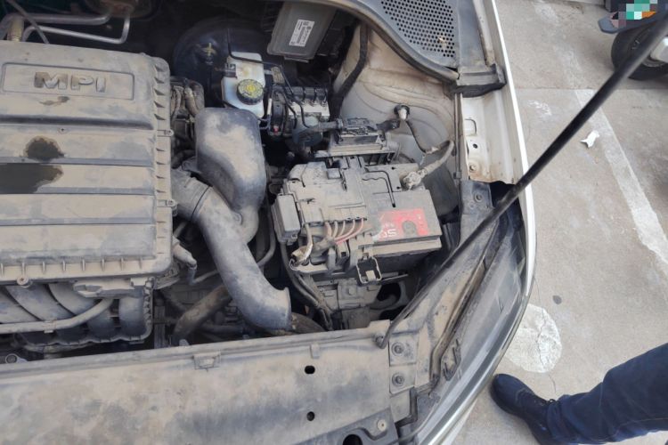 Used Volkswagen Santana 2016 1.6L Automatic Fashion Edition Engine Bay Left