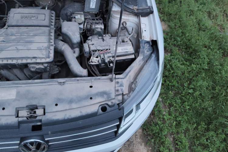 Used Volkswagen Santana 2016 1.4L Manual Fashion Edition Engine Bay Left