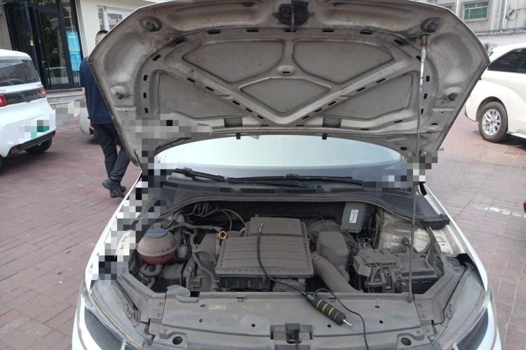 Used Volkswagen Santana 2016 1.4L Manual Fashion Edition Engine Bay